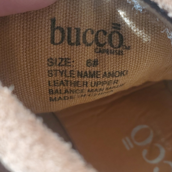 Cute leather moccasins - Picture 2 of 3